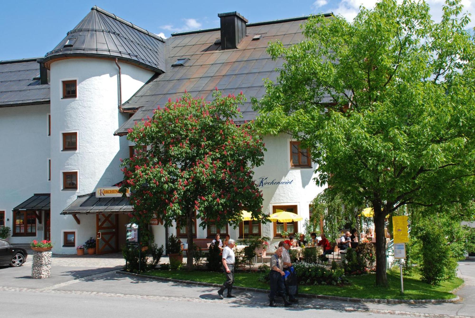 Dachstein West Hotel Gmbh-Kirchenwirt Russbach Russbach am Pass Gschütt Esterno foto