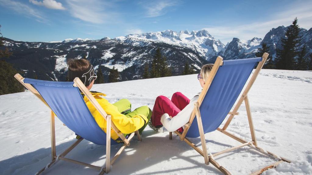 Dachstein West Hotel Gmbh-Kirchenwirt Russbach Russbach am Pass Gschütt Esterno foto